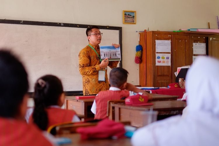 Kemendikbud Segera Cairkan Insentif Guru 2024
