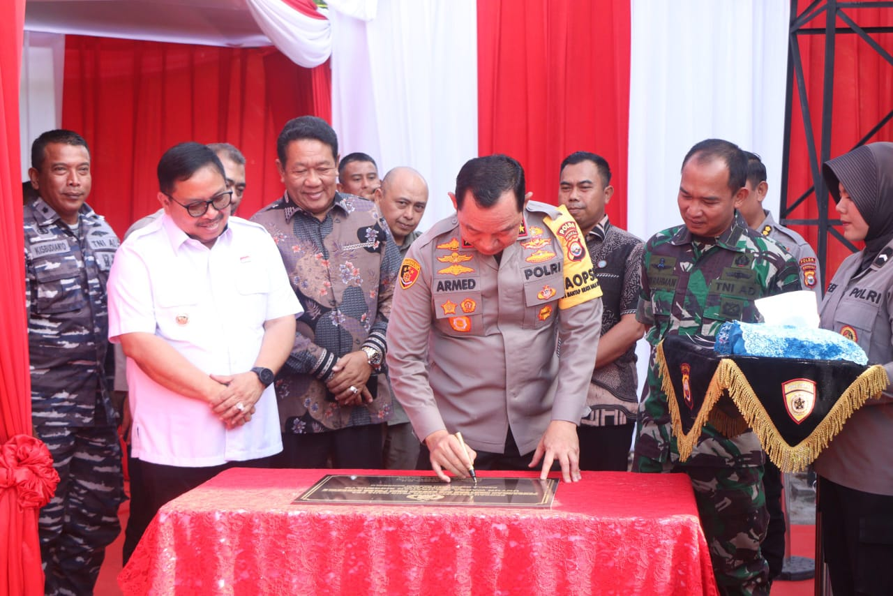 Peringati HUT Bhayangkara ke 78, Kapolda Bengkulu Resmikan Fasilitas Air Bersih
