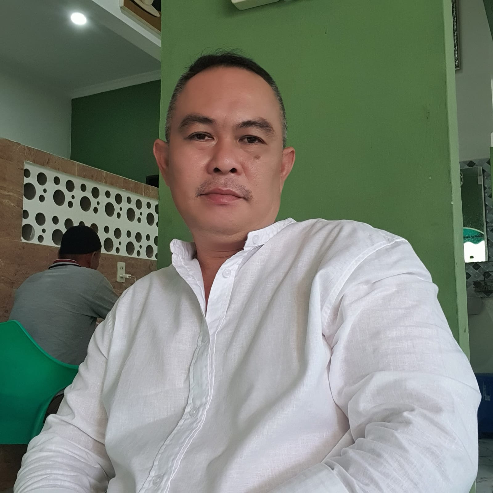 Ketua DPP Forum komunikasi Masyarakat Peduli Pendidikan (FKMPP), Bachtiar.(Ist)